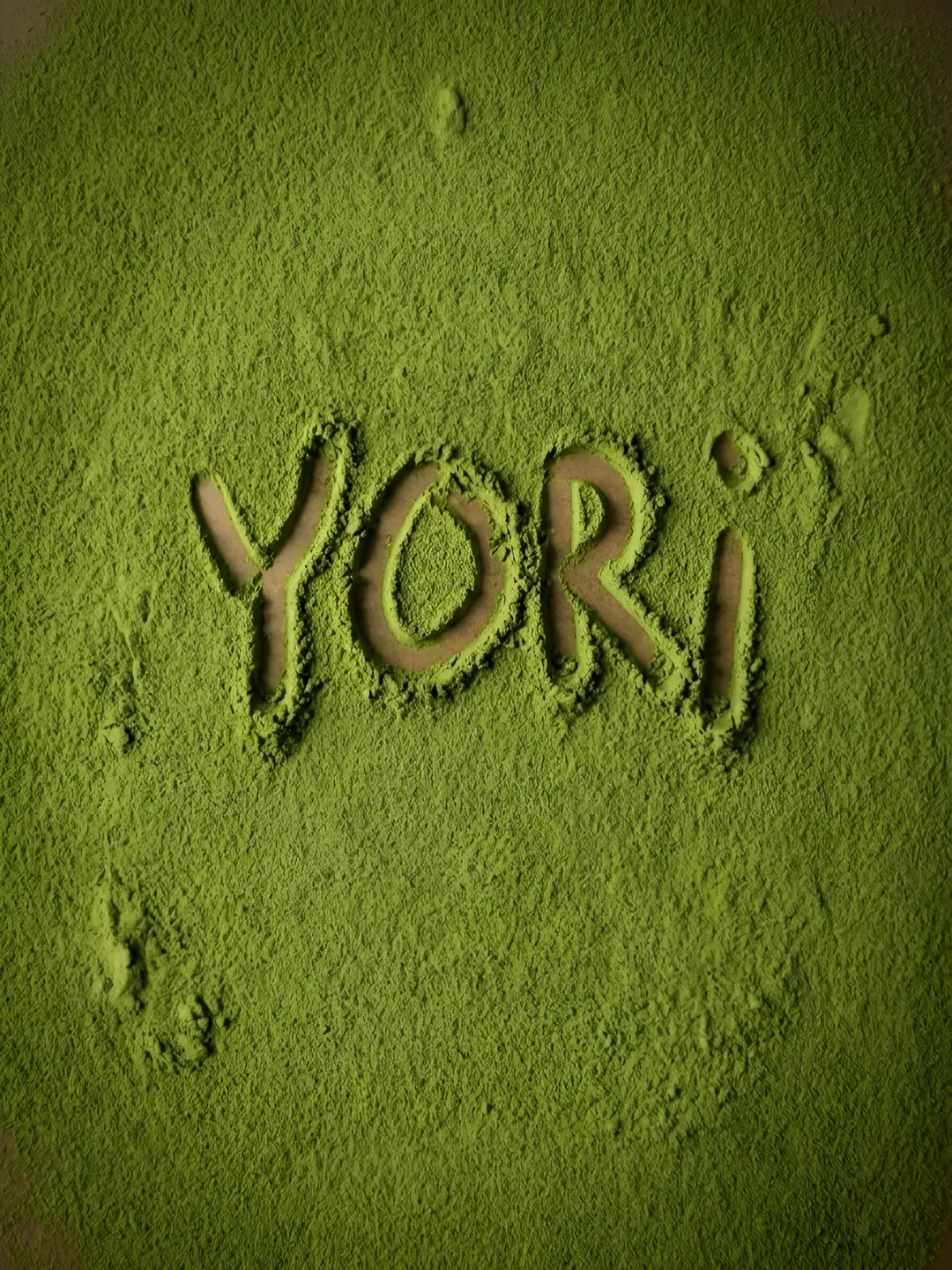 YORI CAFE: YORI written by hand in fine matcha powder